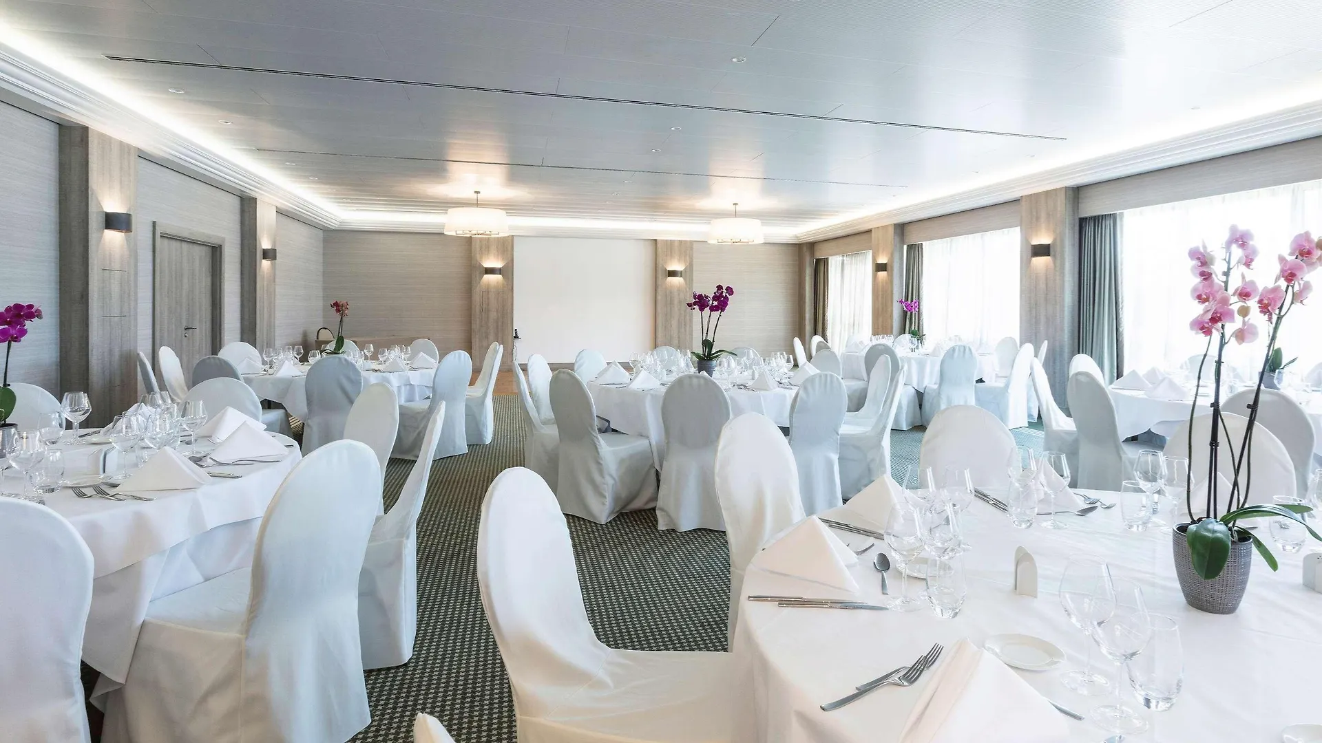 Hotel Mercure Luxembourg Kikuoka Golf & Spa Canach