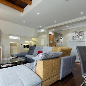 Apartment The Queen Luxury - Vinicia, Luxemburg