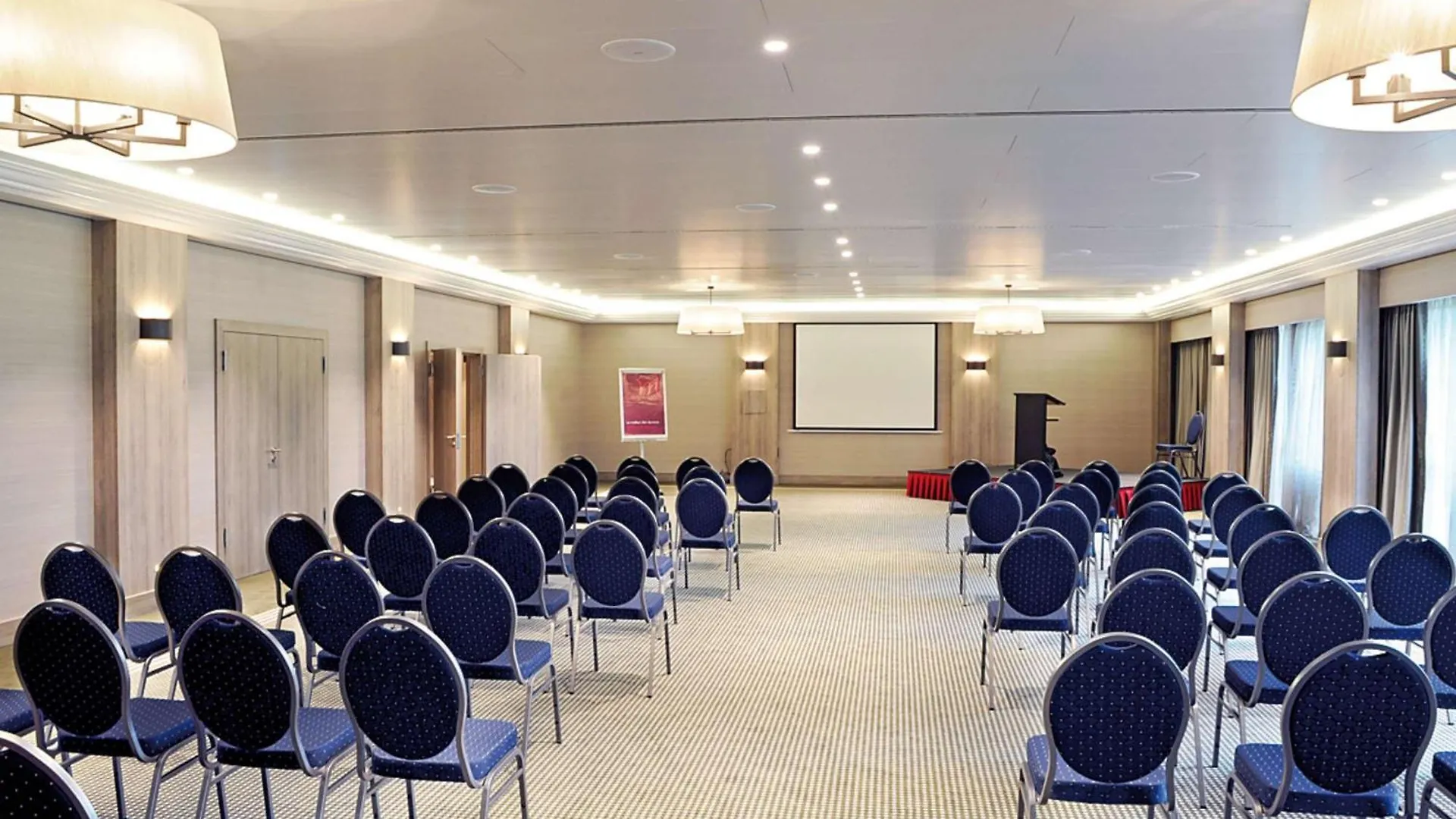 Mercure Luxembourg Kikuoka Golf & Spa Canach Hotel