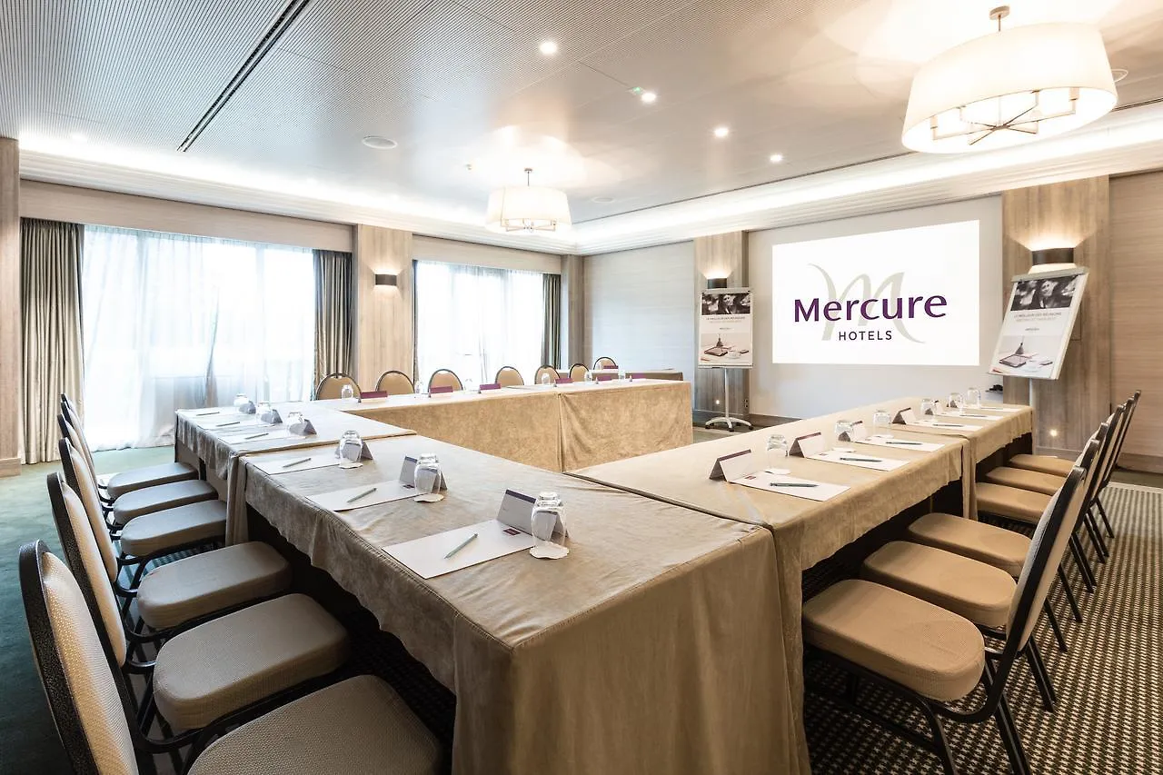 מלון Canach Mercure Luxembourg Kikuoka Golf & Spa 4*,