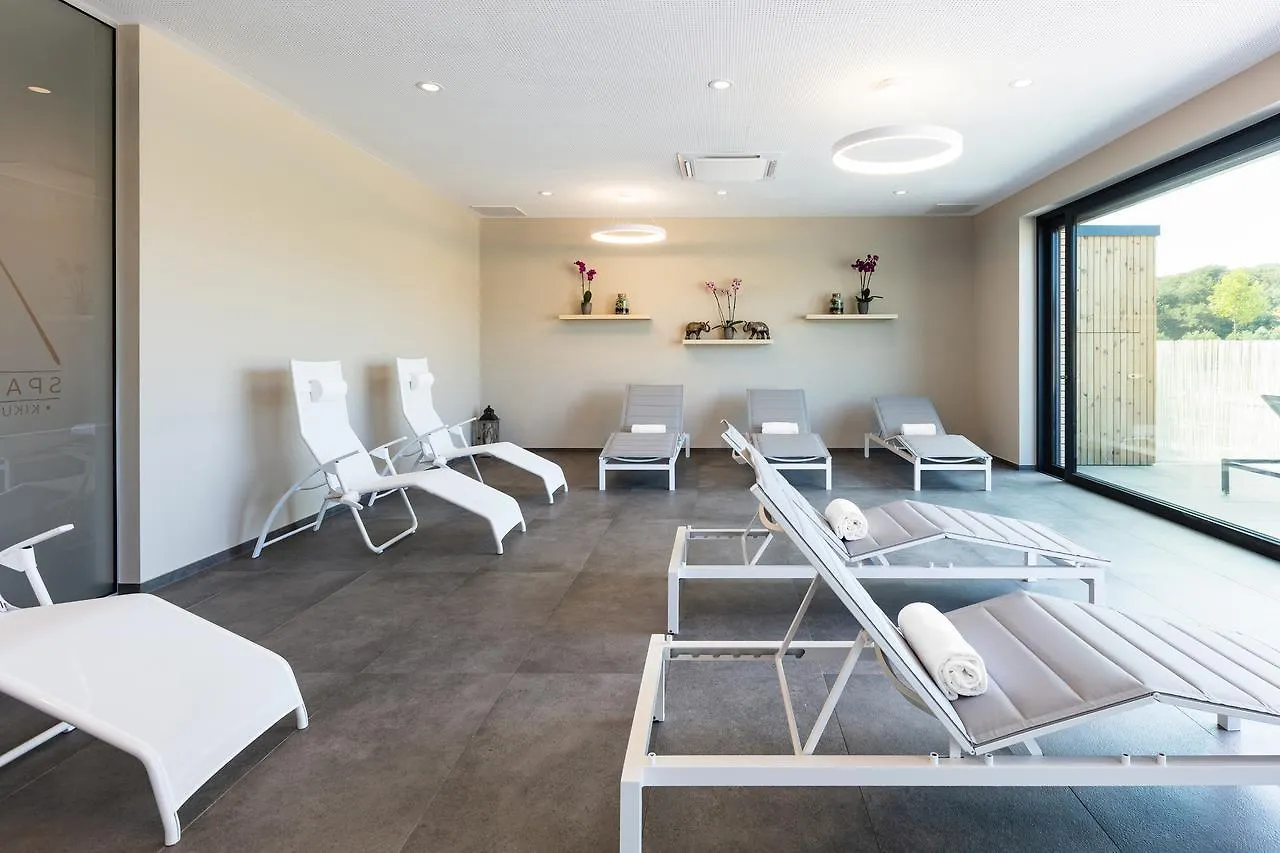 Mercure Luxembourg Kikuoka Golf & Spa Canach Hotel